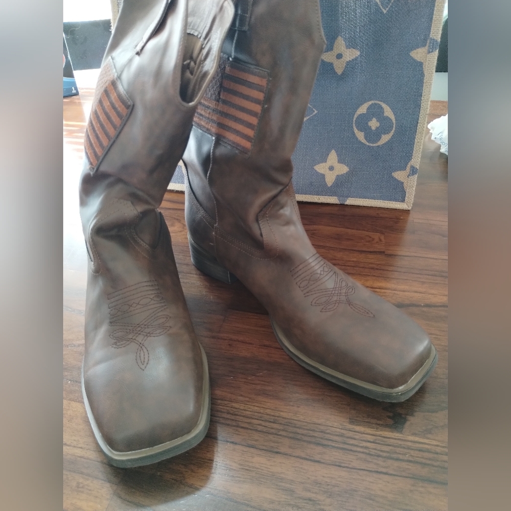 Men's Classic Brown Western Boots